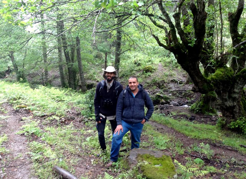 The Algerian Nuthatch research ream of the University of Bejaia (right: Riadh Moulaï, left: Mohamed El Arbi Mayache). The Algerian Nuthatch research ream of the University of Bejaia (right: Riadh Moulaï, left: Mohamed El Arbi Mayache).
